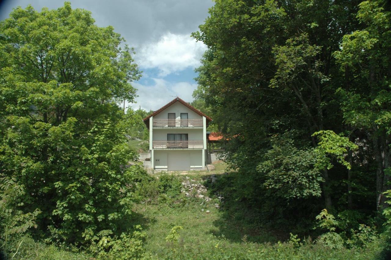 Willa M & J Krasno Polje Zewnętrze zdjęcie